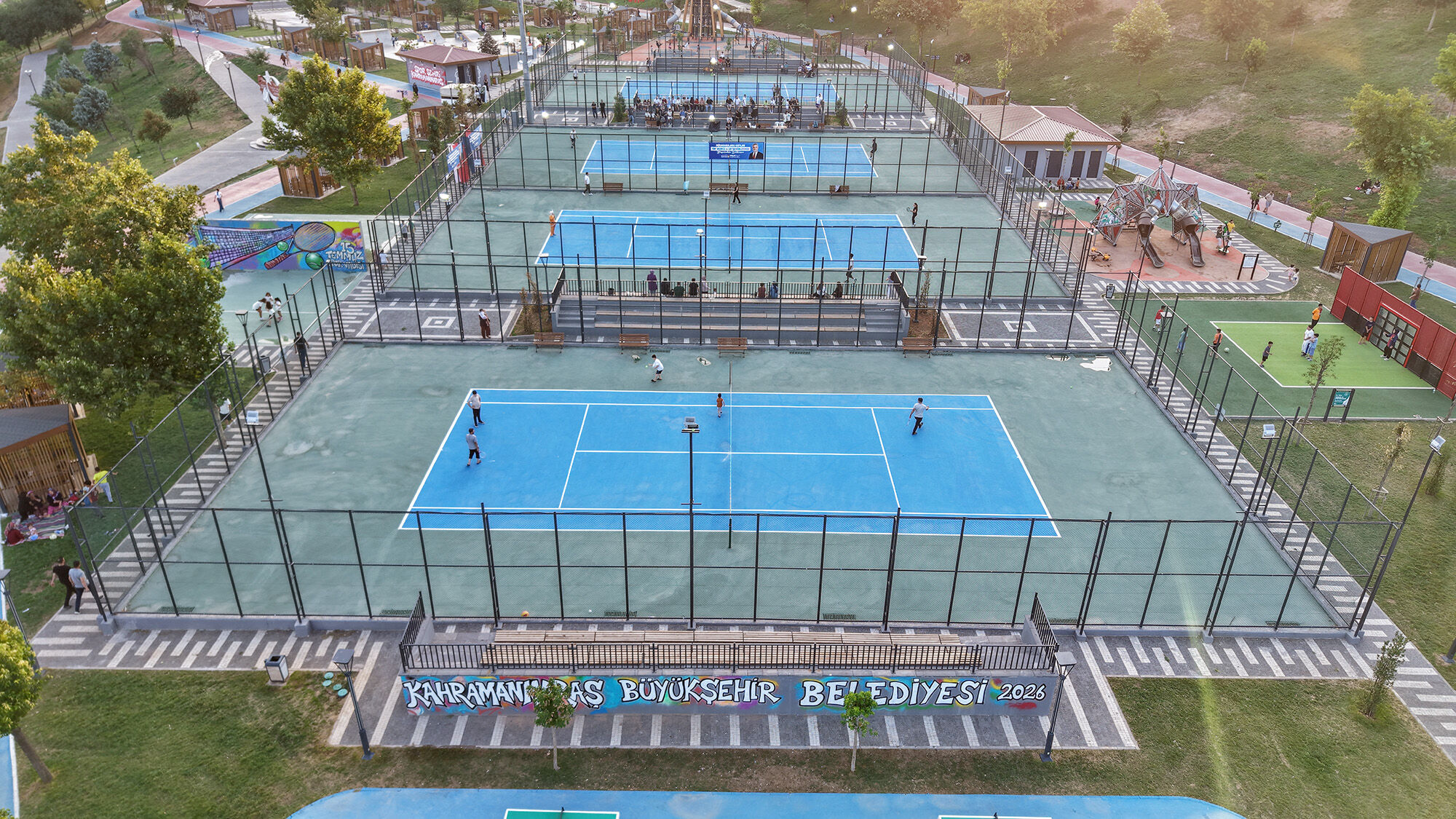 15 Temmuz Spor Vadisi’nde Ödüllü Tenis Turnuvasında Şampiyonlar Belli Oldu-1