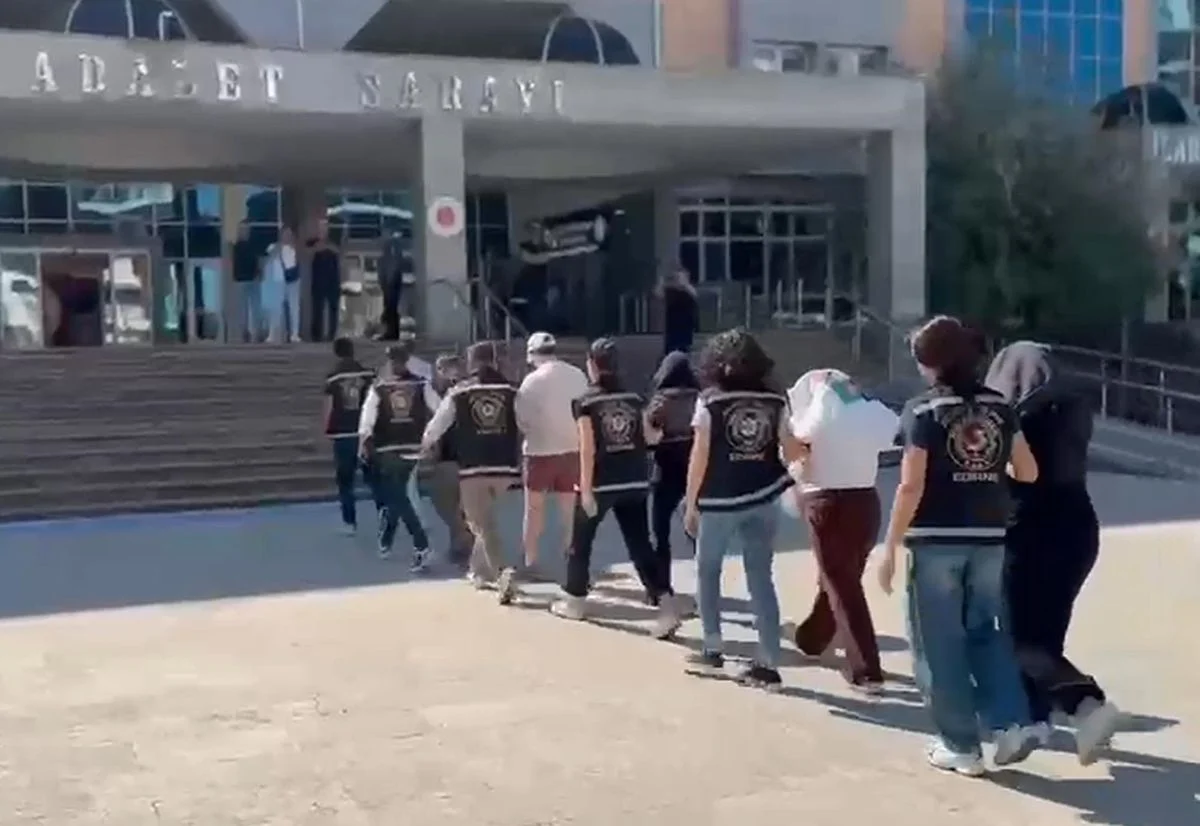 Üniversitelileri Fuhşa Teşvik Eden 6 Şüpheli Gözaltına Alındı (1)