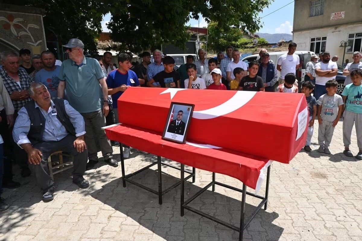Uzman çavuş Mustafa Başer, izne geldiği memleketinde hayatını kaybetti