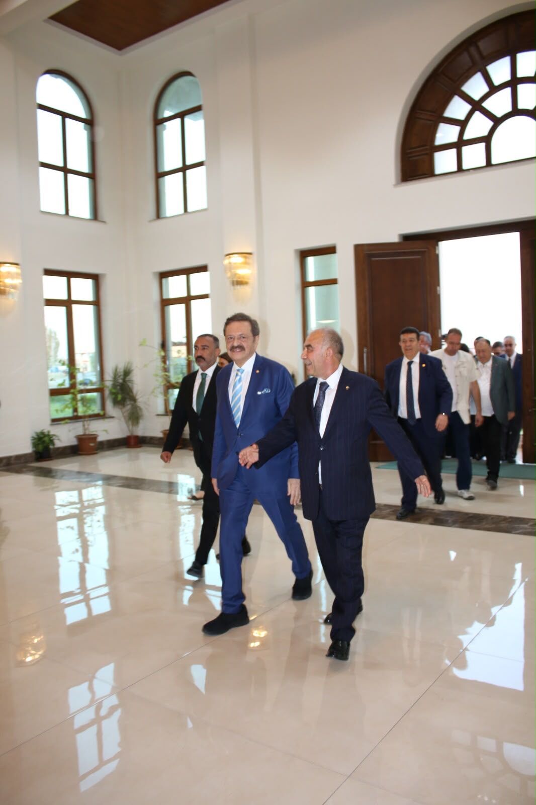 TOBB Başkanı Rifat Hisarcıklıoğlu'ndan Kahramanmaraş Ticaret Borsası'na ziyareti