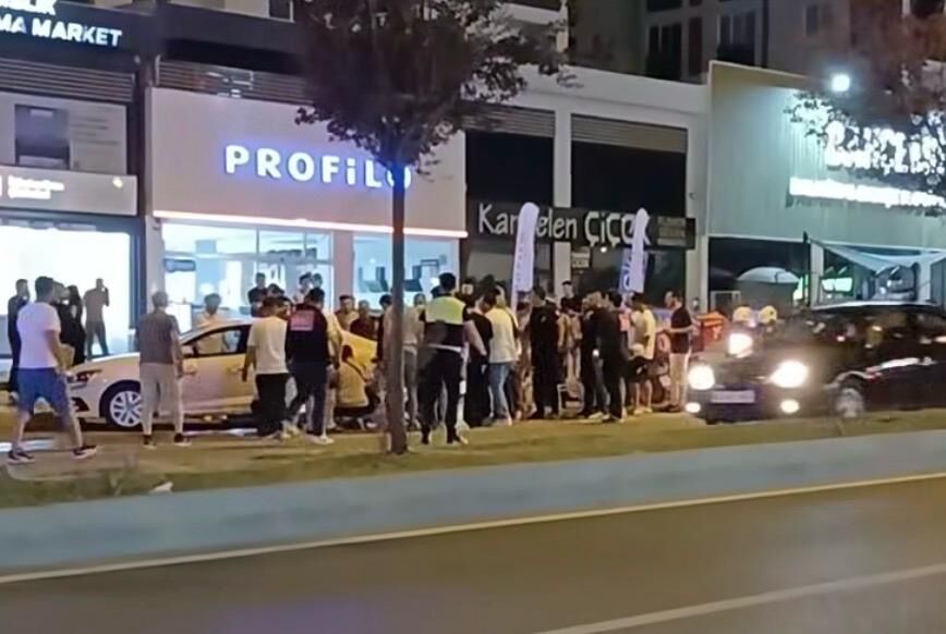 Kahramanmaraş’ta motokurye yayaya çarptı otomobilin altına sürüklendi2