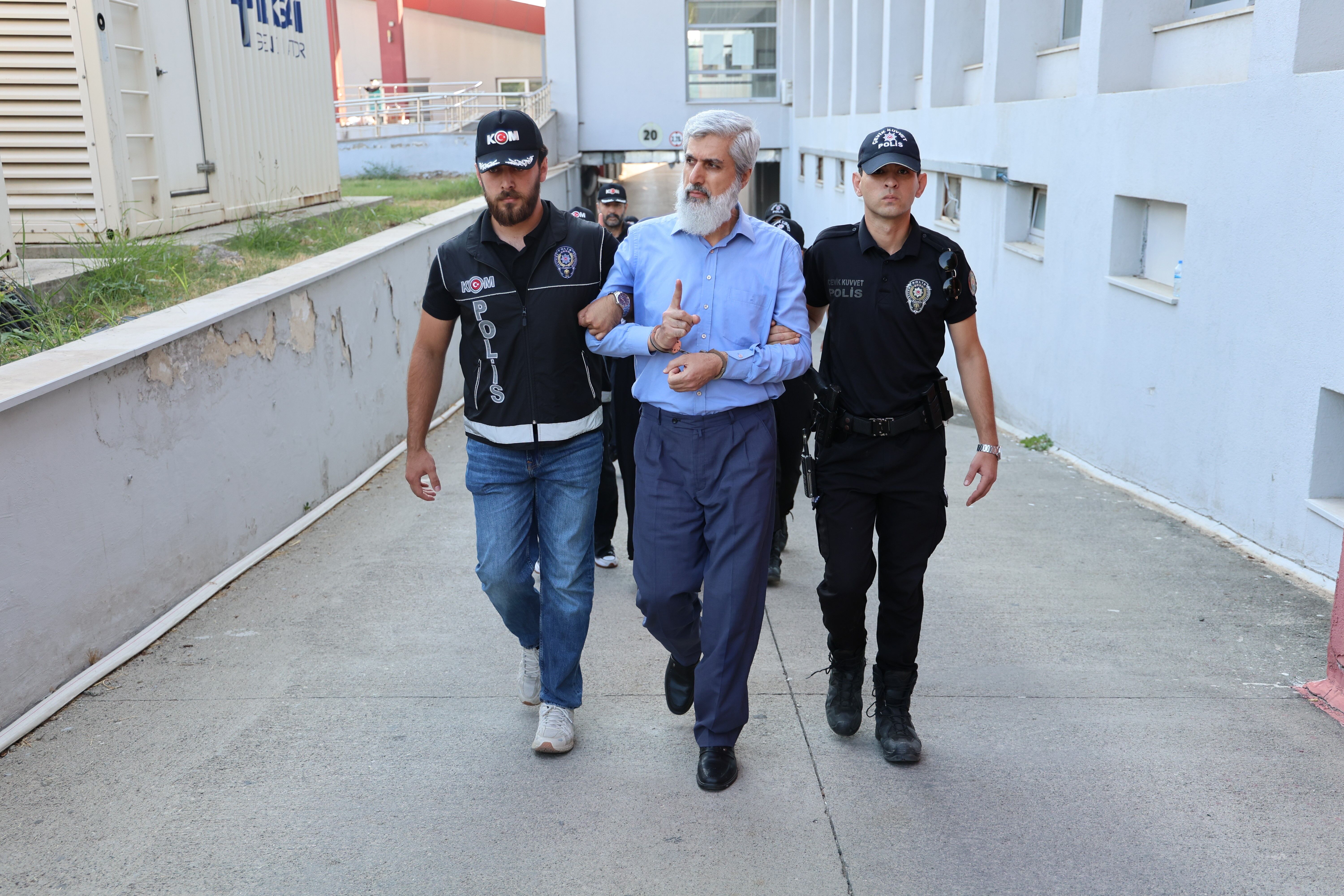 Alparslan Kuytul Soruşturmasında 56 Şüpheli Adliyede (1)-1