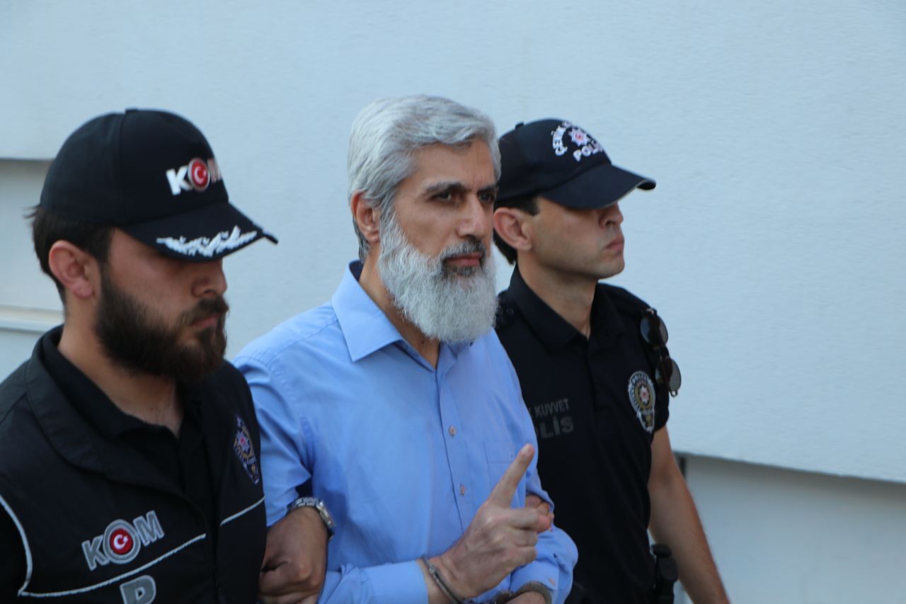 Alparslan Kuytul Ve Eşi Semra Kuytul Tutuklandı (2)