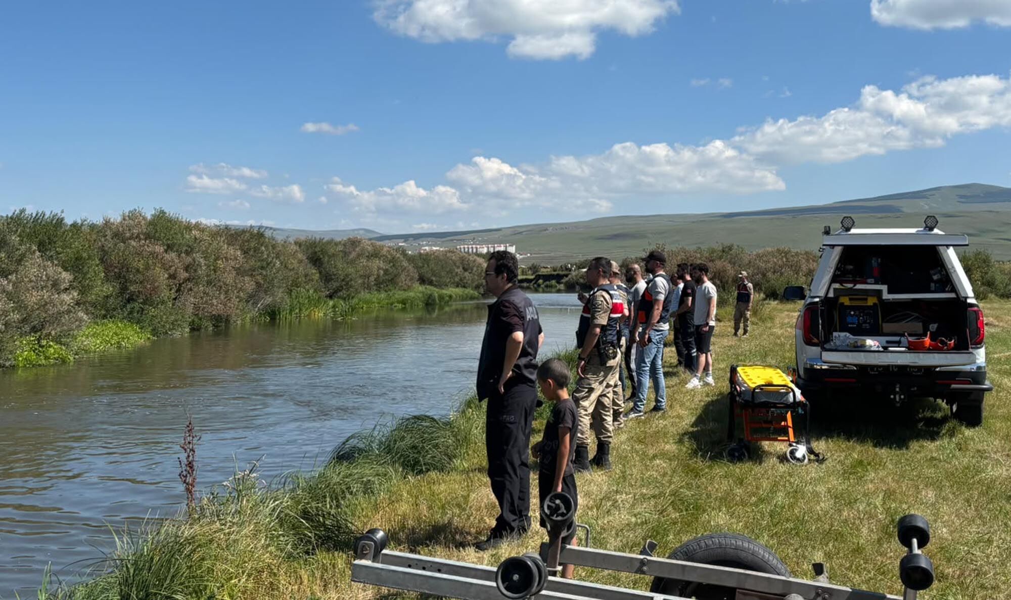 Ardahan’da Kura Nehri’nde Kaybolan Çoban Ölü Bulundu (4)