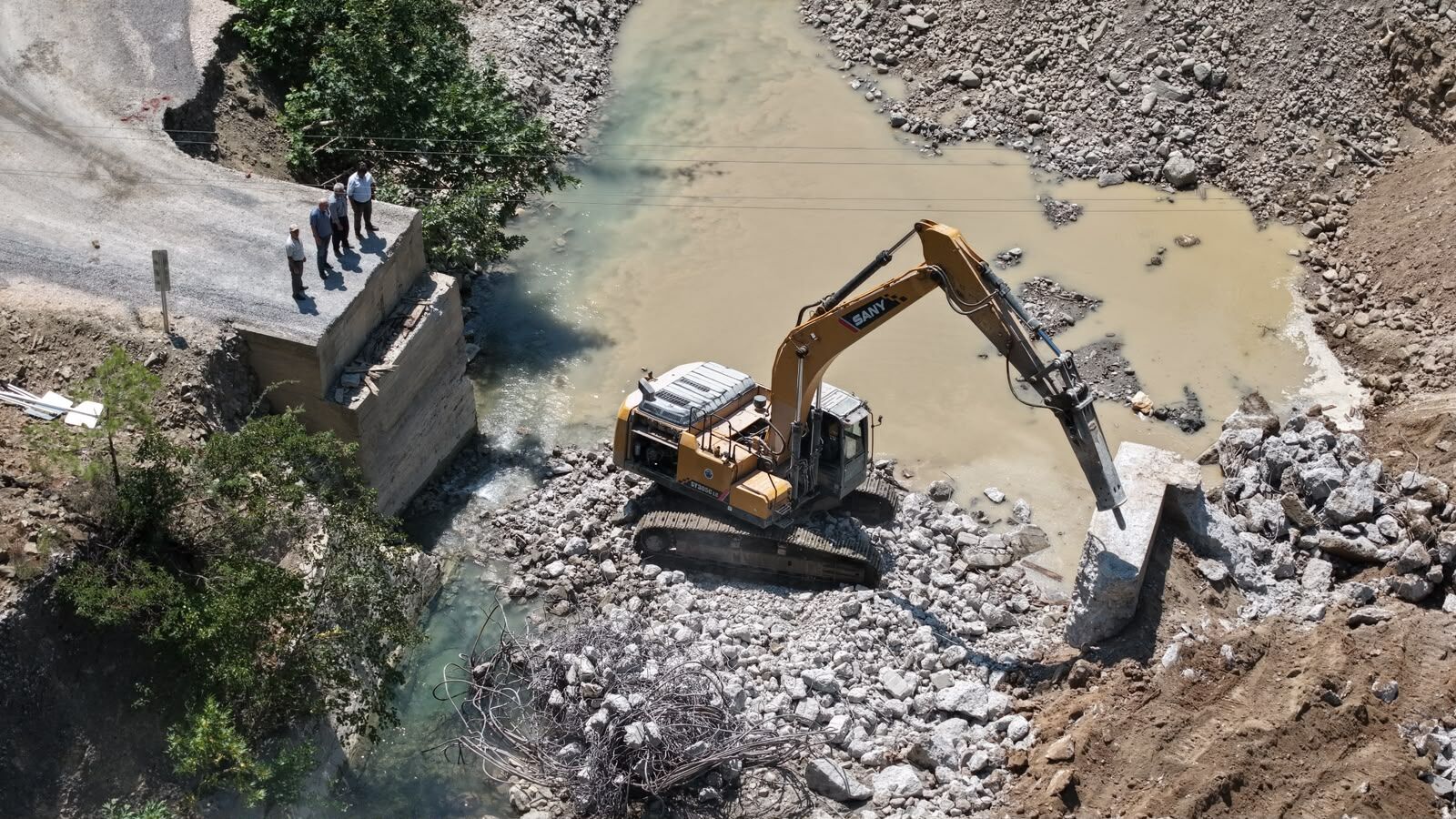 Kahramanmaraş’ta 53 Yıllık Köprü Yıkılıyor!