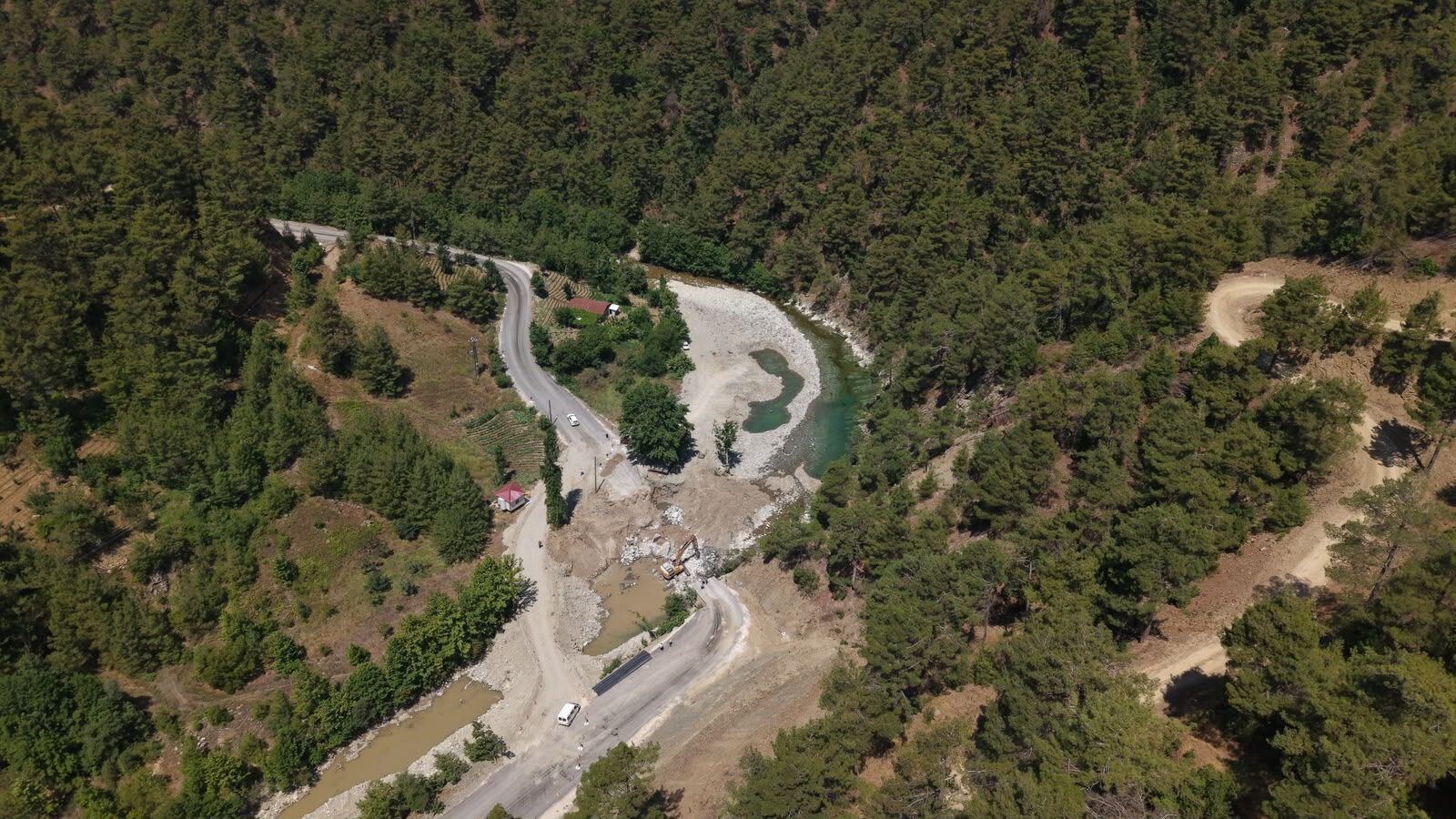Kahramanmaraş’ta 53 Yıllık Köprü Yıkılıyor!