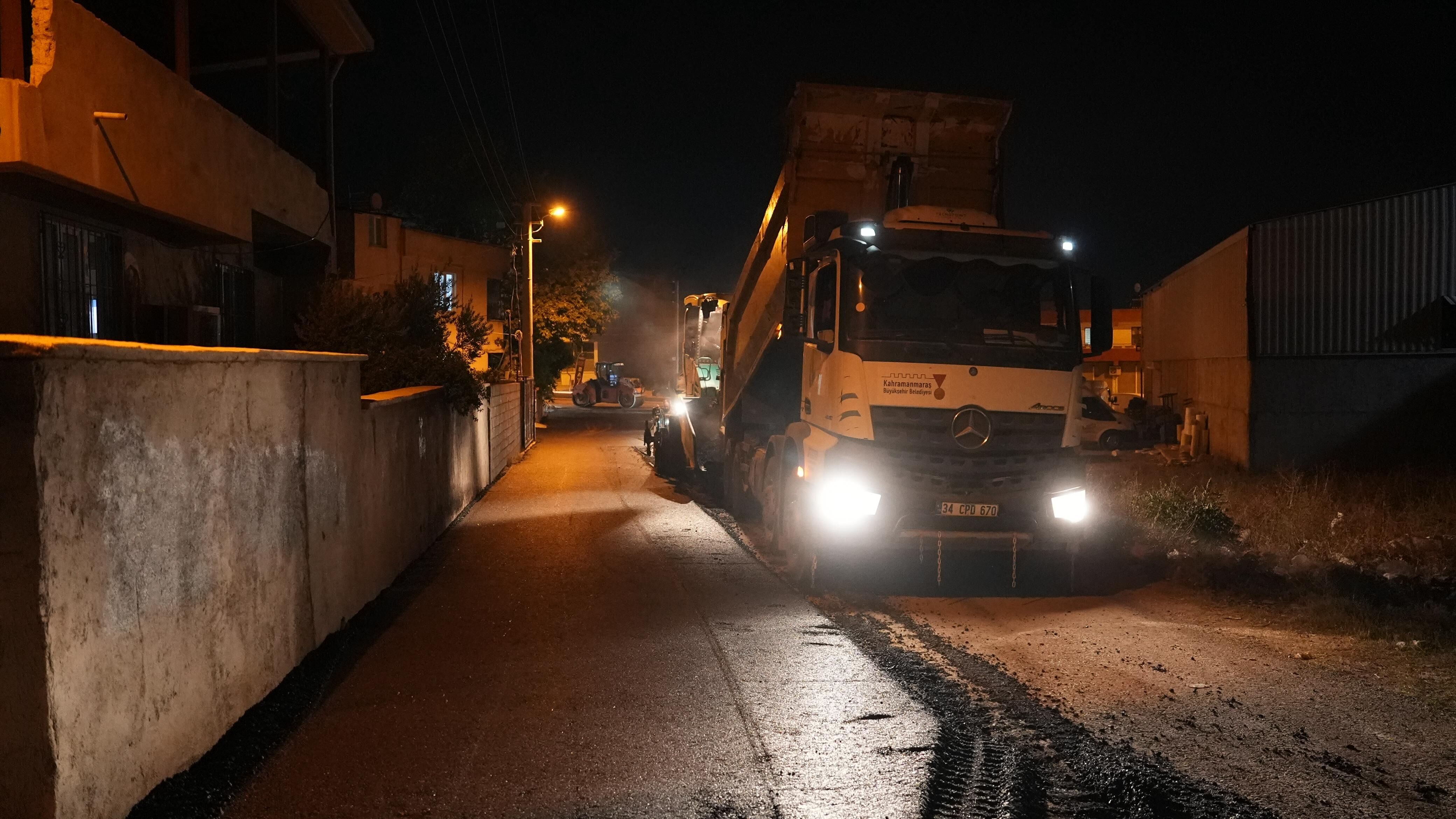 Kahramanmaraş’ta yollar yenileniyor: Ekipler Yahya Kemal’de