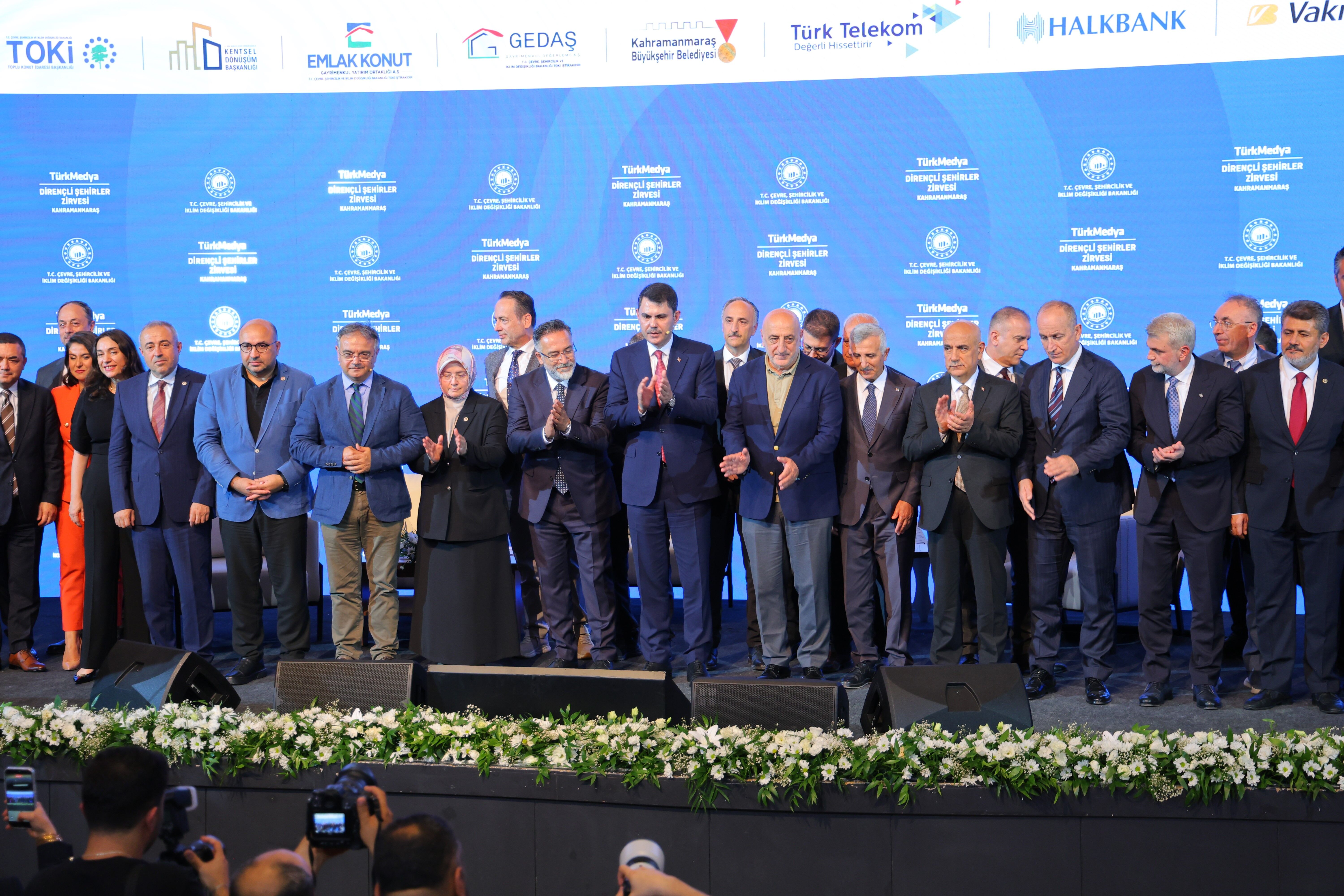 Bakan Murat Kurum'dan Kahramanmaraş'ta Dikkat Çeken Çıkış (2)