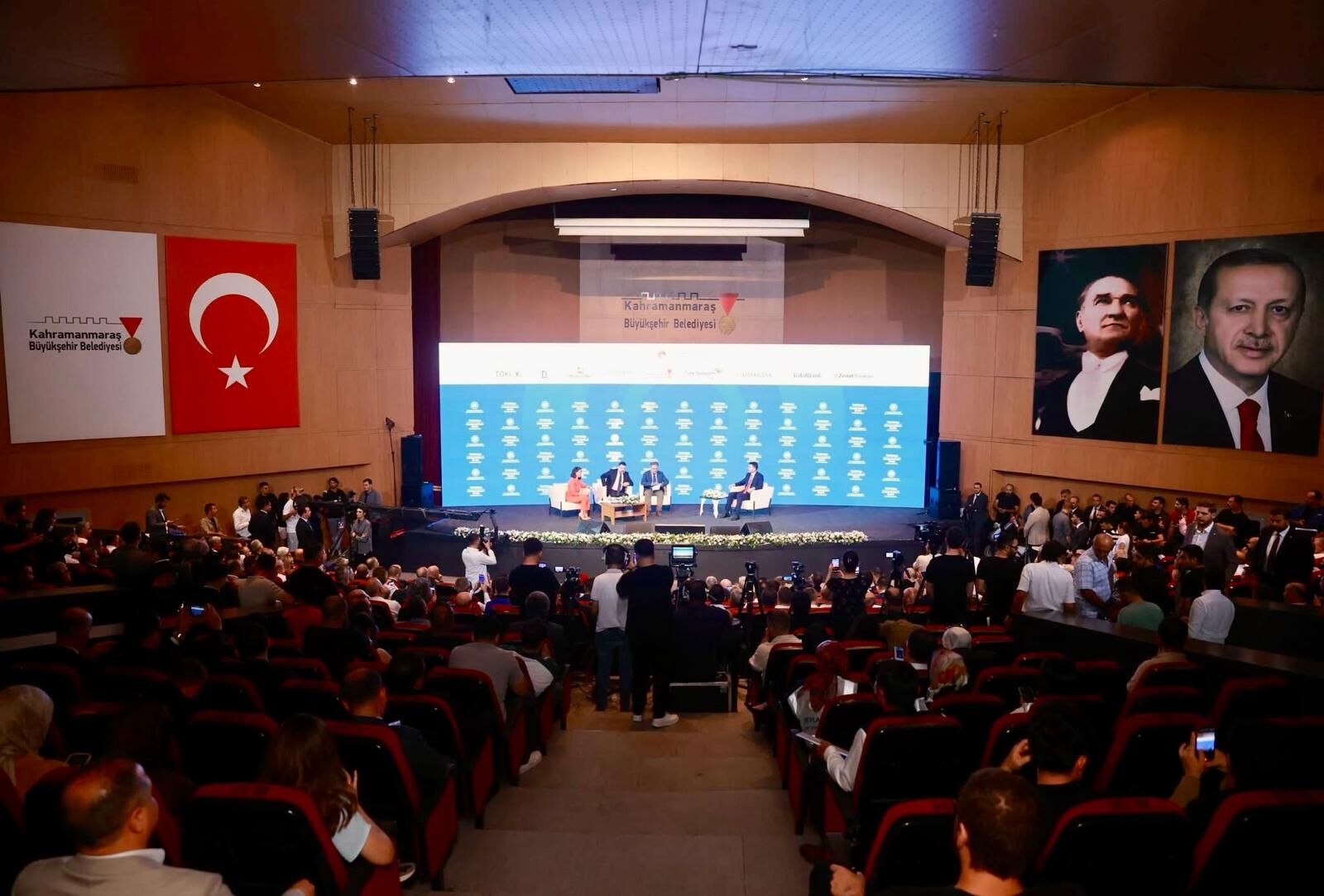 Başkan Görgel Kahramanmaraş'ın Yeniden Doğuşunu Anlattı! (2)