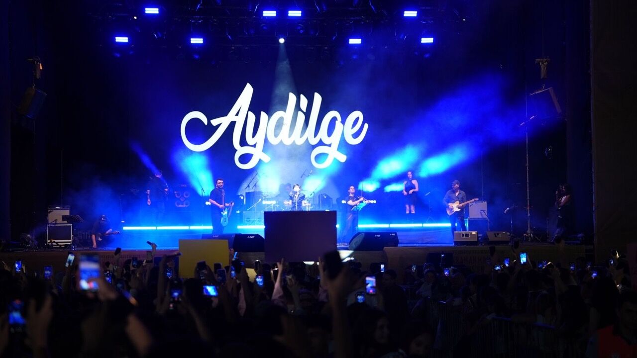 KAFUM Fuar Alanı Aydilge’nin Şarkılarıyla Renklendi