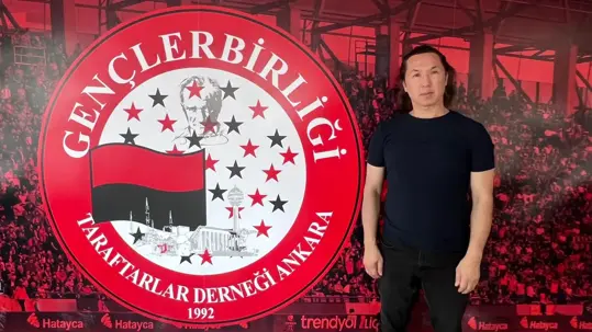 Fenerbahçeli Çocuğun Formasını Çıkarttıran Taraftar; Çocuğu Ve Babasını Korumak Adına Yaptım