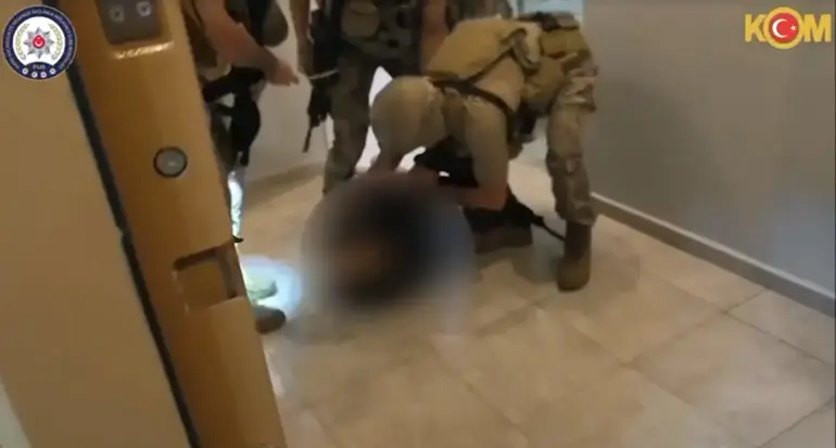 Hatay'da Silahlı Suç Örgütlerine Operasyon; 16 Gözaltı