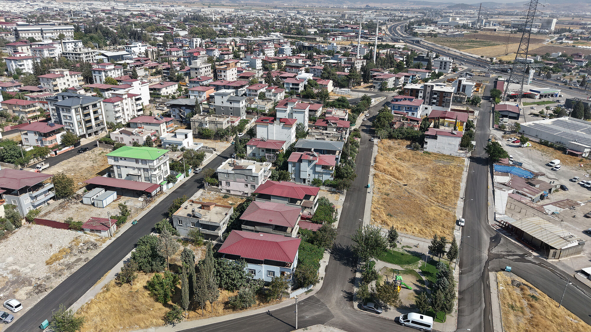 Kahramanmaraş'ta 270 milyonluk yatırımla asfaltla yenilendi1
