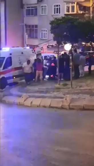 Kağıthane’de Eski Kız Arkadaşının Sevgilisini Bacağından Bıçakladı