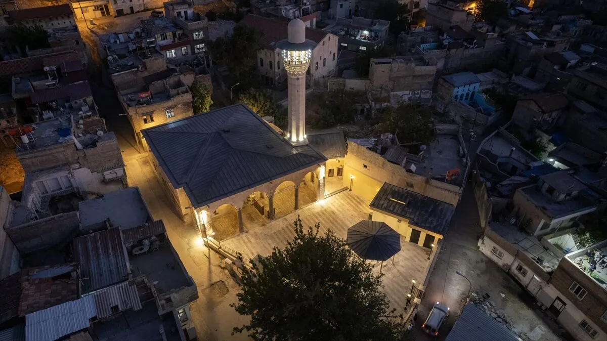 Kahramanmaraş Depremleri Sonrası Tarihi Camiler Açılıyor (3)