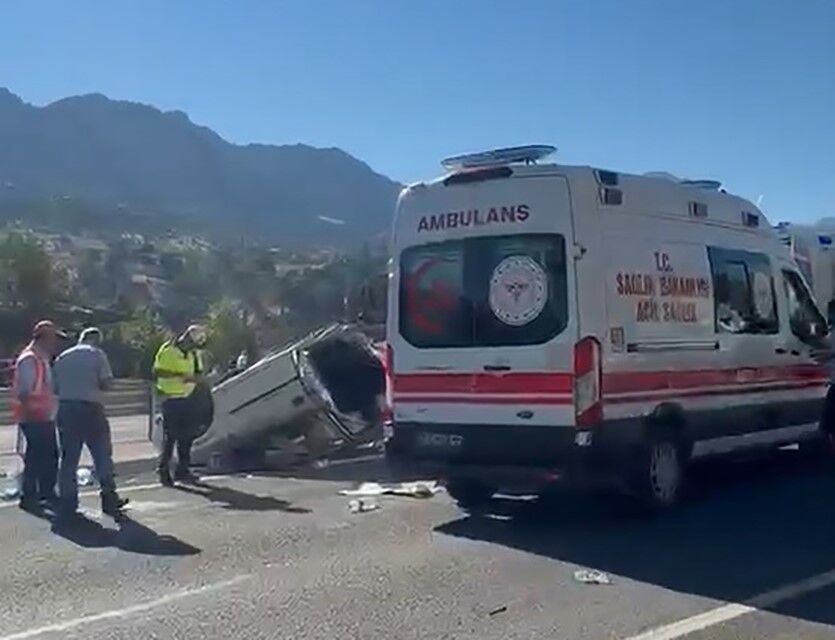Kahramanmaraş Göksun Karayolunda Otomobil Takla Attı2