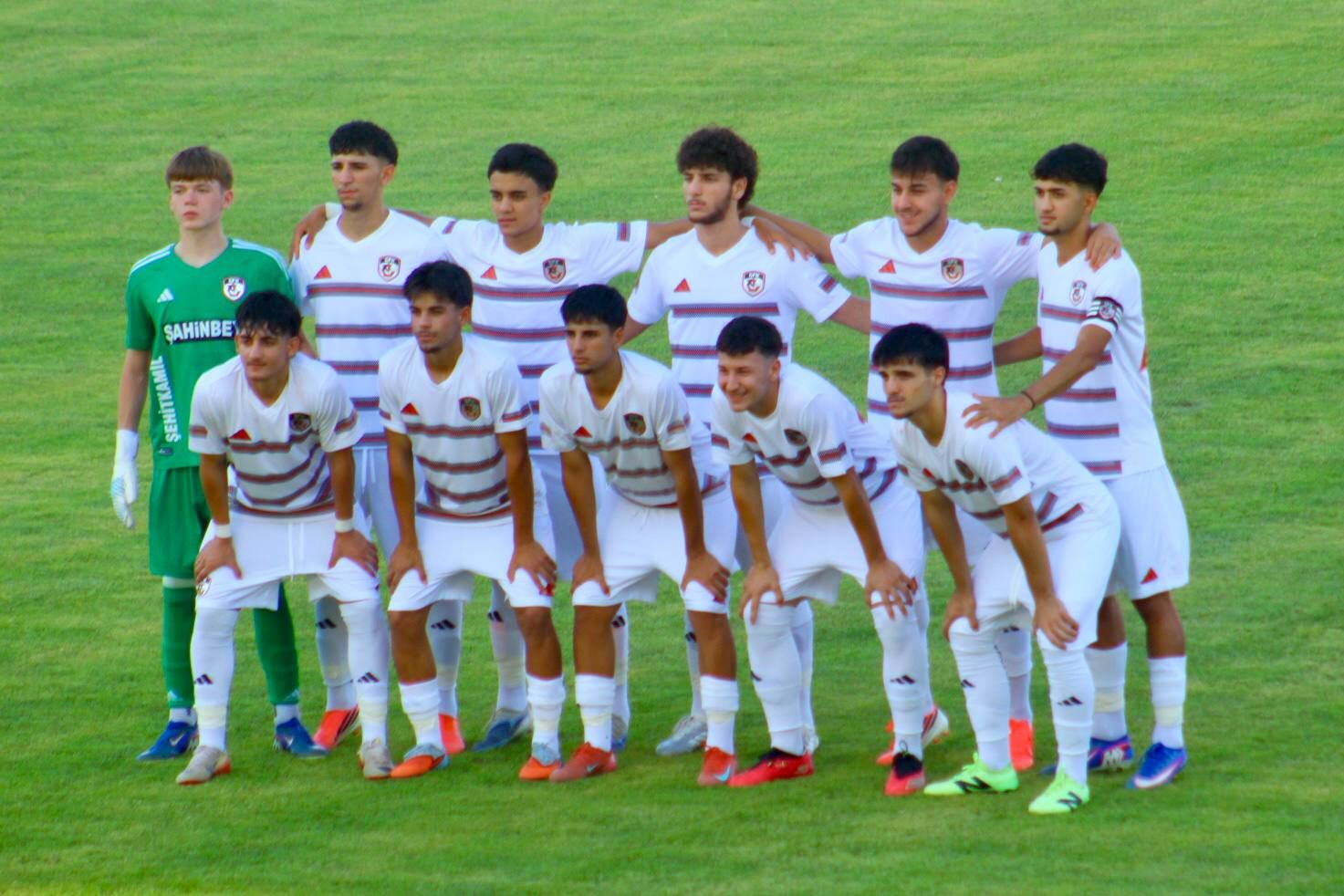 Kahramanmaraş İstiklalspor Hazırlık Maçında Gaziantep Fk U19'U Yendi1