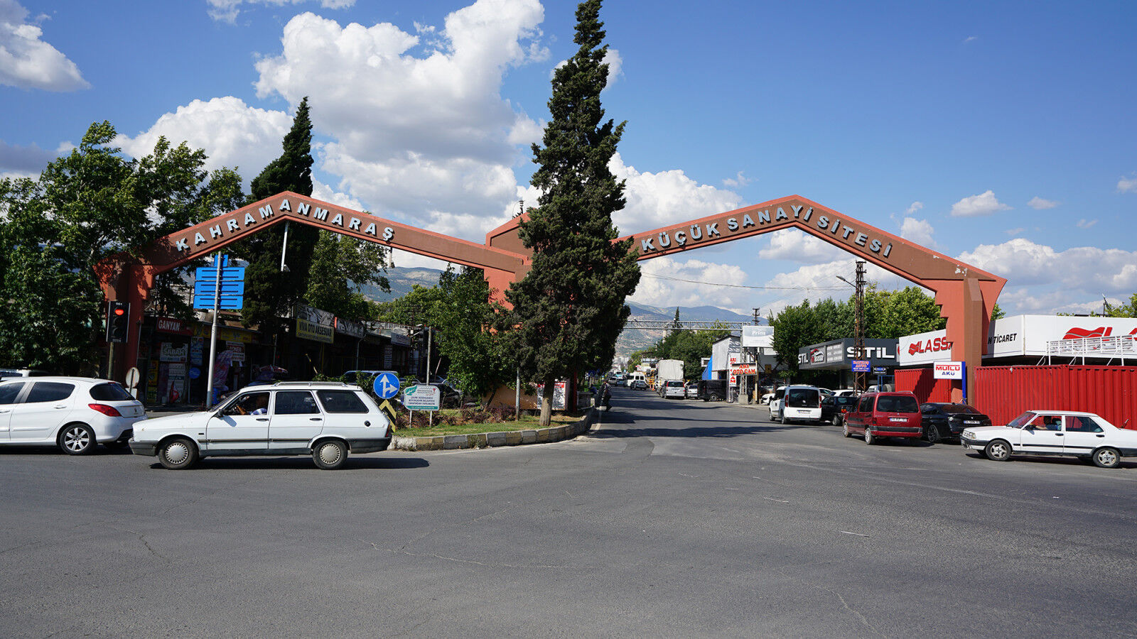 Kahramanmaraş Küçük Sanayi Sitesi’nde esnaf sahrası sona eriyor