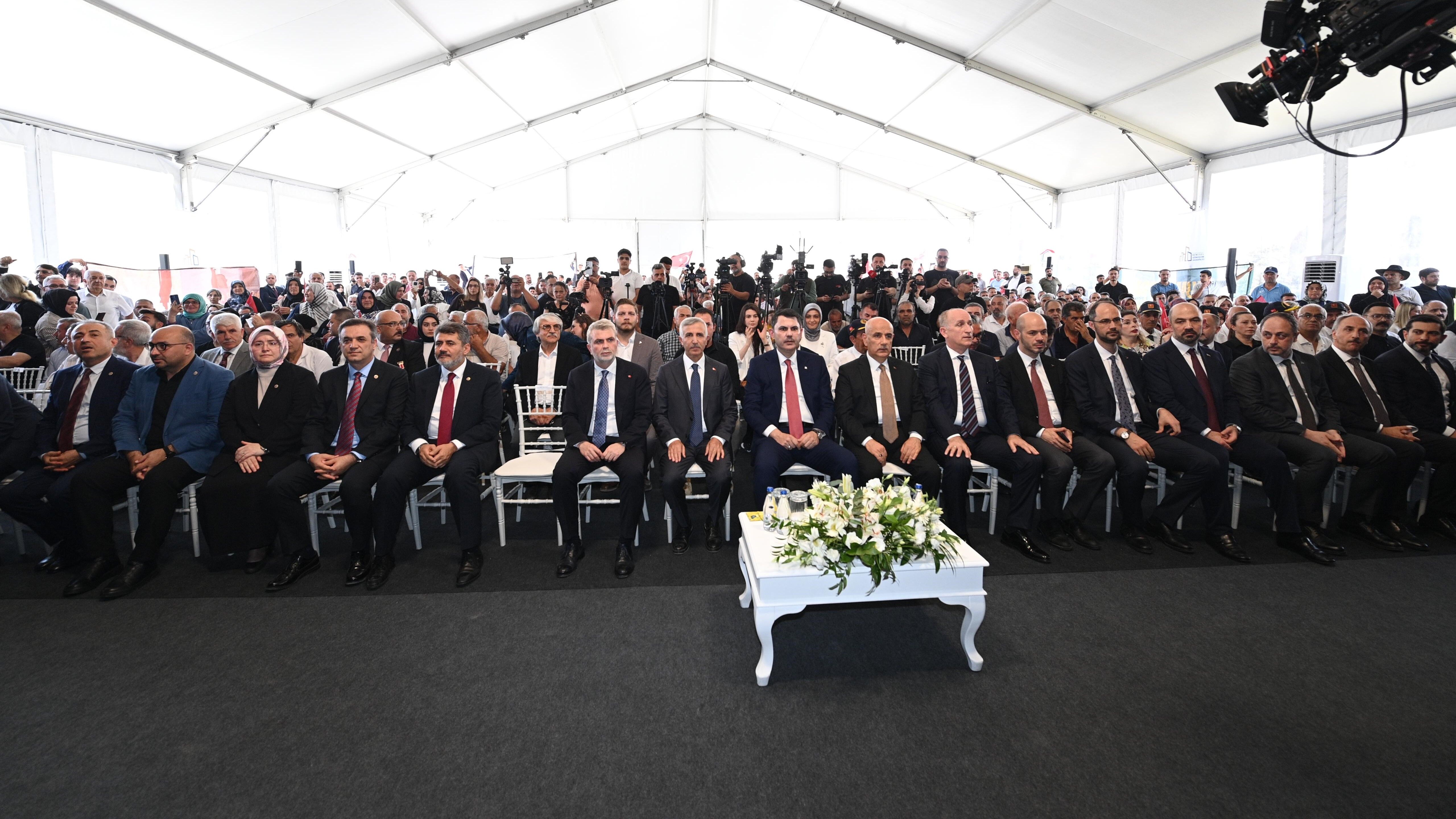 Kahramanmaraş'ta 5 Yeni Yatırım Açıldı, 4 Bin 500 Sosyal Konut Daha Yapılacak (8)