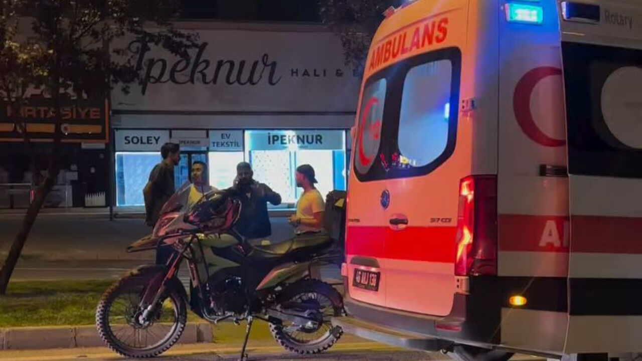 Kahramanmaraş’ta otomobil motosiklete çarptı! Sürücü kaçtı