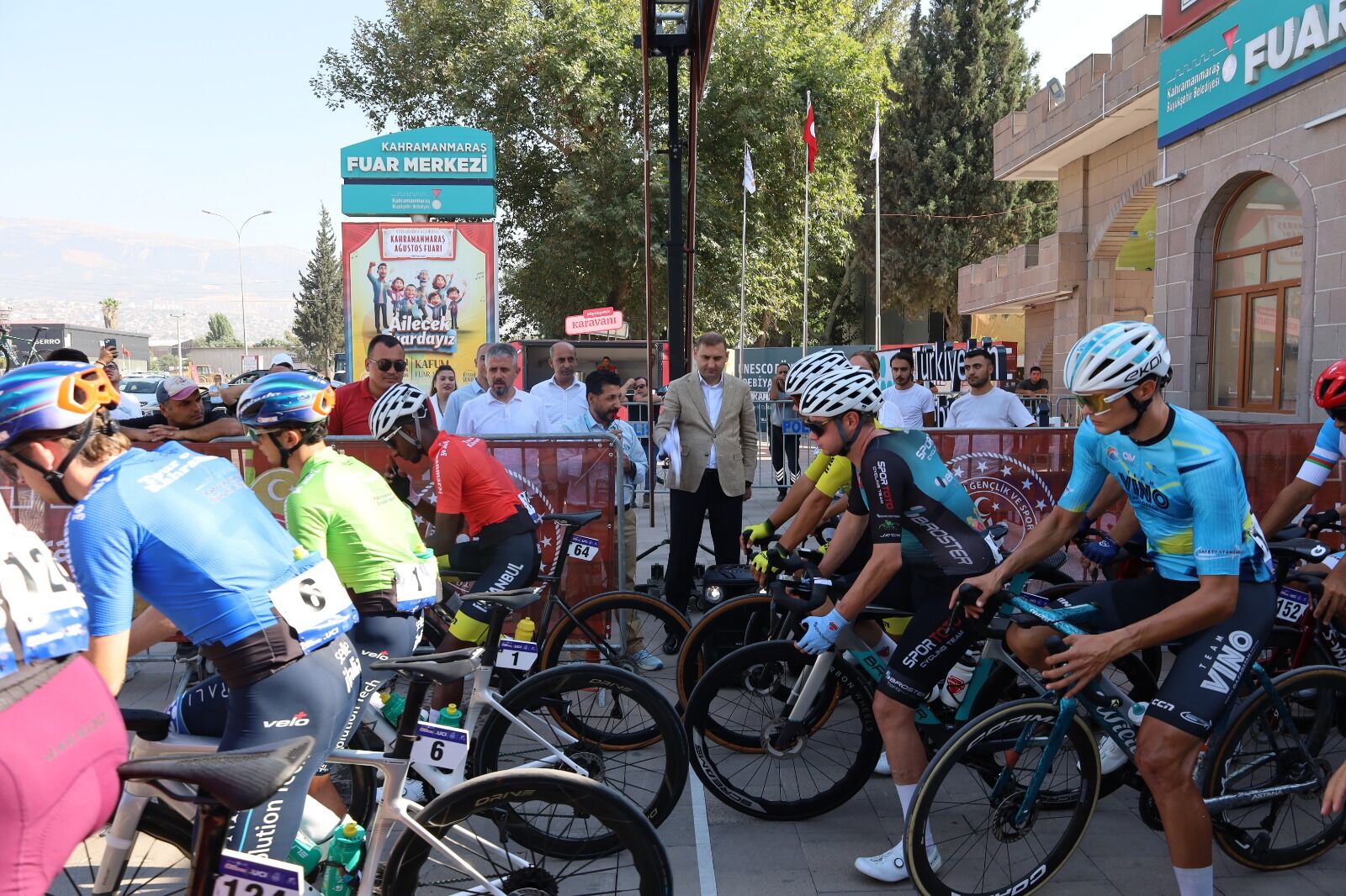 Kahramanmaraş'ta Uluslararası Bisiklet Yarışında 2. Etap Start Aldı (1)