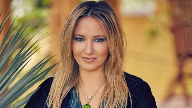 Pınar Aylin Kimdir, Kaç Yaşında Eşi Ve Kızı Maya Tokatlıoğlu Kimdir (1)