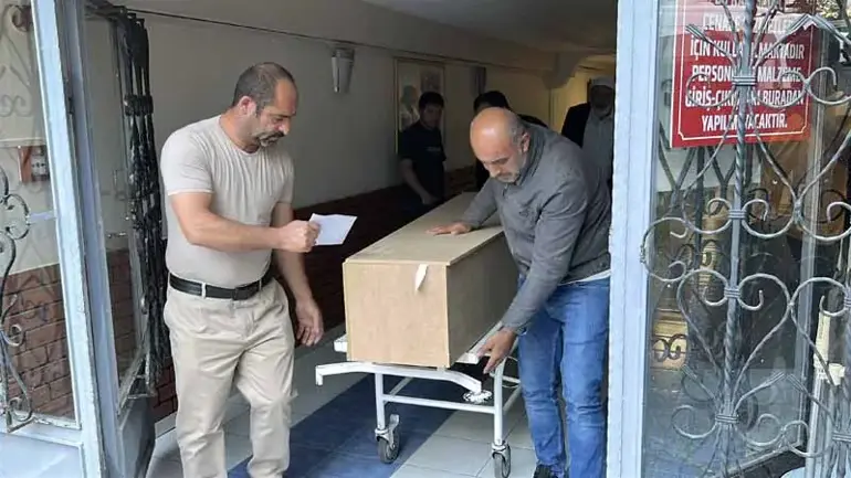 Sivas'ta Kkka Tedavisi Gören Çiftçi Öldü