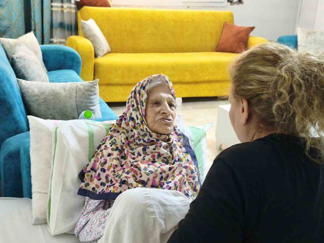 Yaşı Duyanları Şaşırtıyor! 171 Kişilik Ailenin En Yaşlı Ferdi (2)