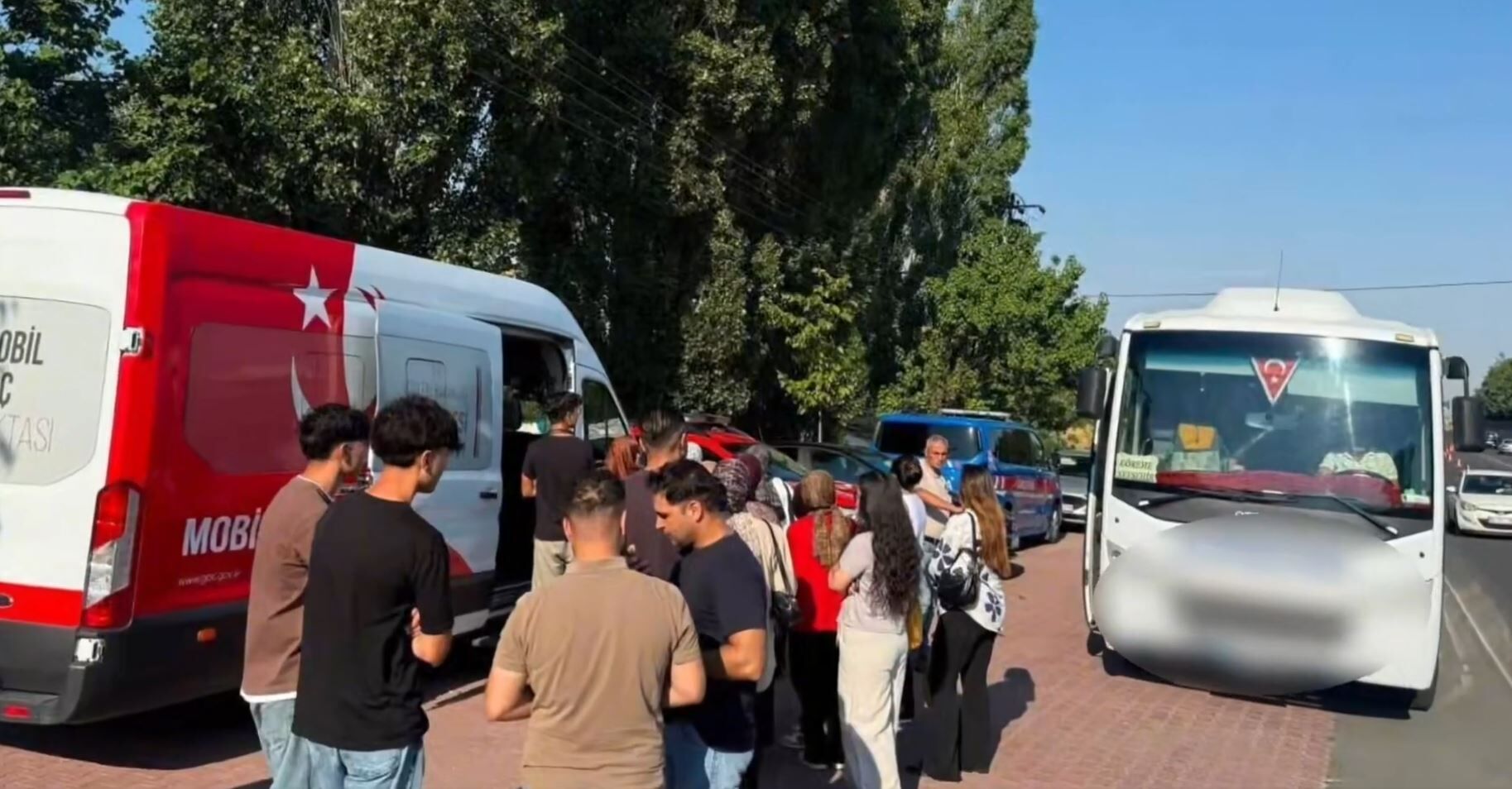 81 İlde Düzensiz Göç Denetimi! 279 Bin 575 Kişinin Kimliği Kontrol Edildi (1)