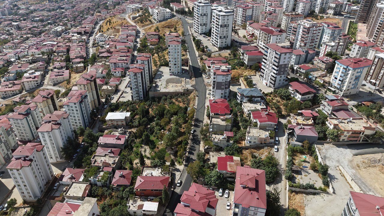 Kahramanmaraş’ta asfalt çalışmaları mahallelere yayıldı