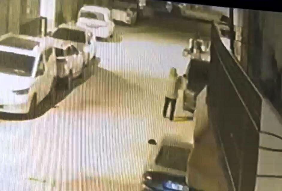 Adana'da Aynı Ailenin Araçlarına 2 Gün Üst Üste Silahlı Saldırı (4)