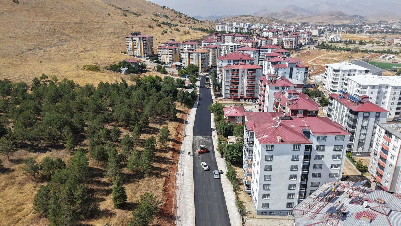 Afşin’de 1,5 Kilometrelik Atlas Caddesi Baştan Sona Yenileniyor