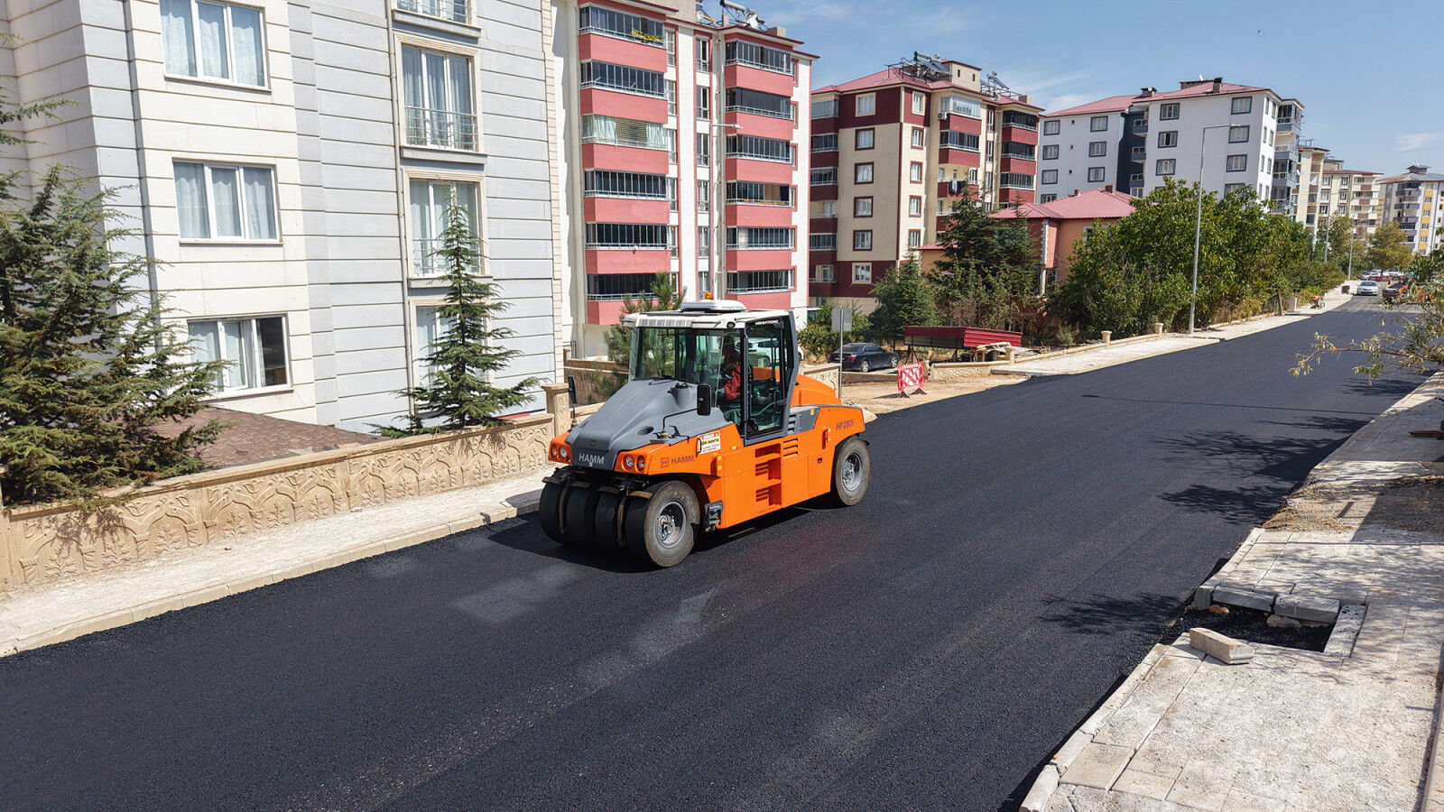Afşin’de 1,5 Kilometrelik Atlas Caddesi Baştan Sona Yenileniyor (3)