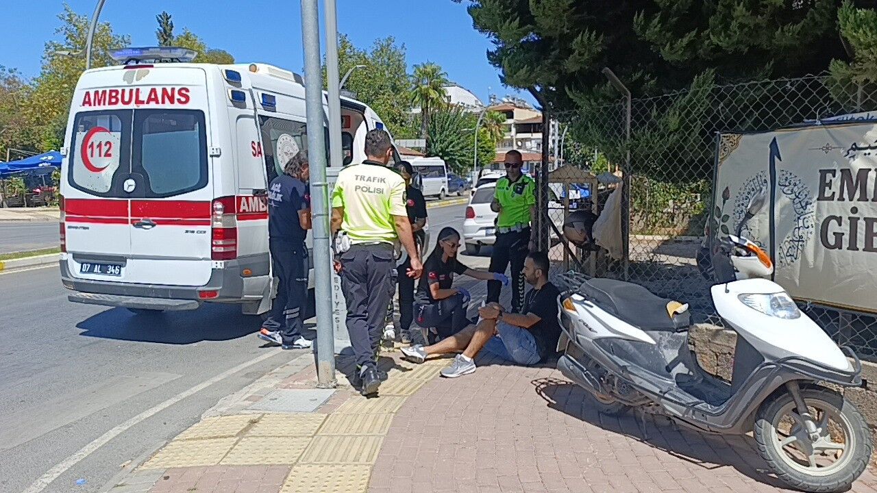 Antalya Manavgat’ta Kazaya Neden Oldu, Yaralı Sürücüyü Bırakıp Gitti (5)