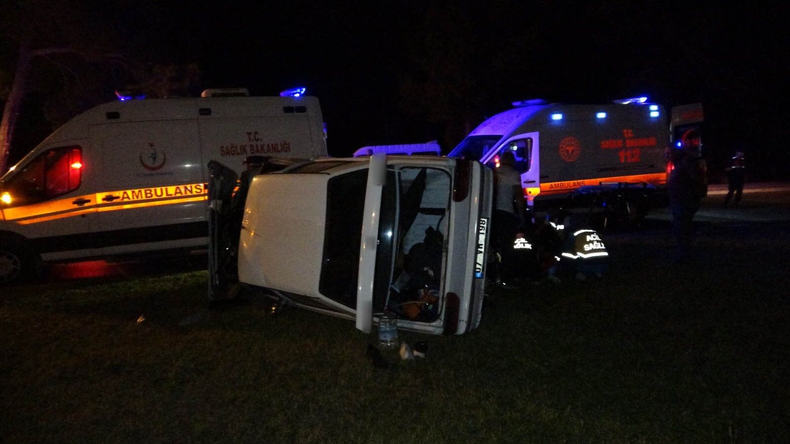 Antalya Manavgat’ta Otomobil Takla Attı! 2 Kişi Yaralandı (3)