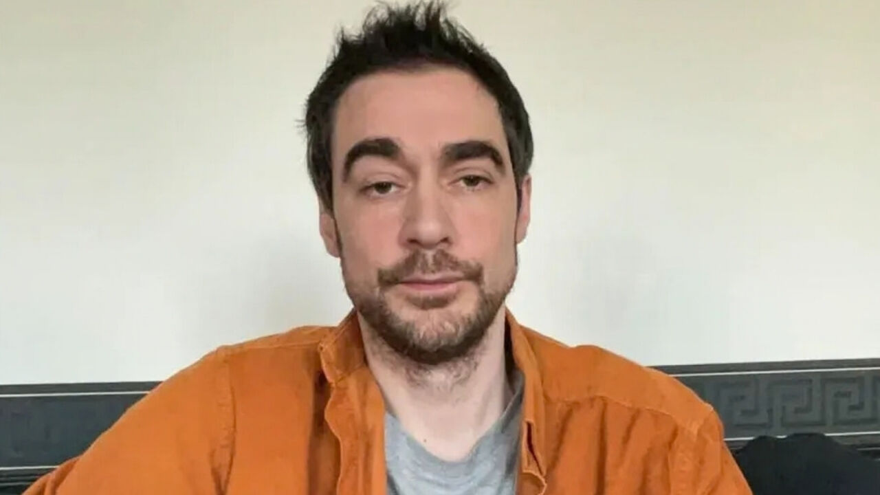 Arnaud Denis Kimdir, Hangi Dizi Ve Filmlerde Oynadı? Neden Öldü?