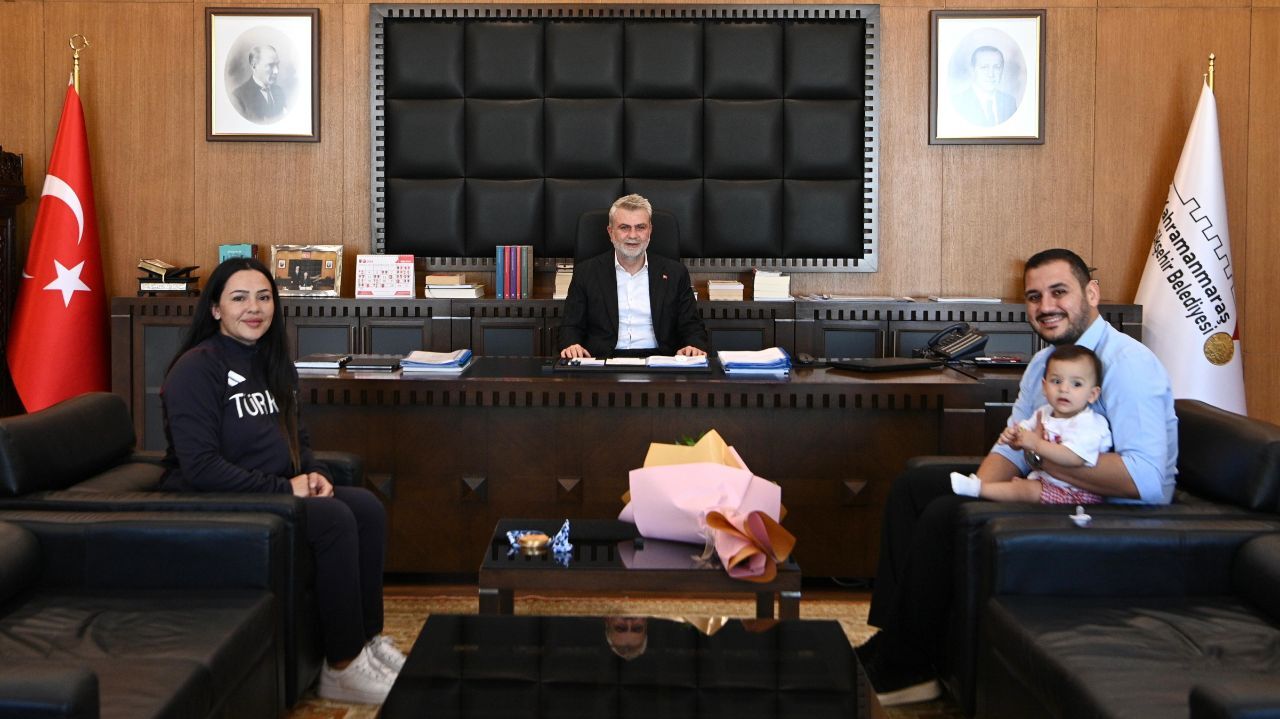 Başkan Görgel altın madalyalı milli sporcu Safiye Temizdemir'i ağırladı