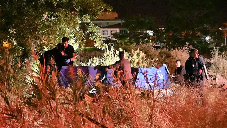 Boş Arazide Korkunç Olay! 25 Yaşındaki Genç Ölü Bulundu (3)