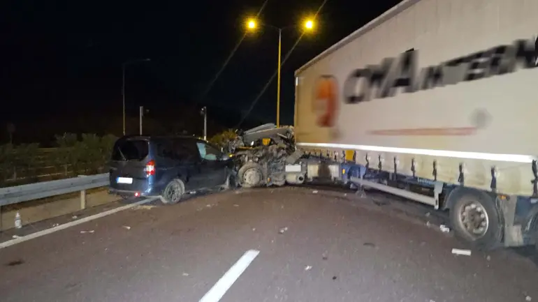 Bursa'da Zincirleme Kaza; 1 Ölü, 7 Yaralı