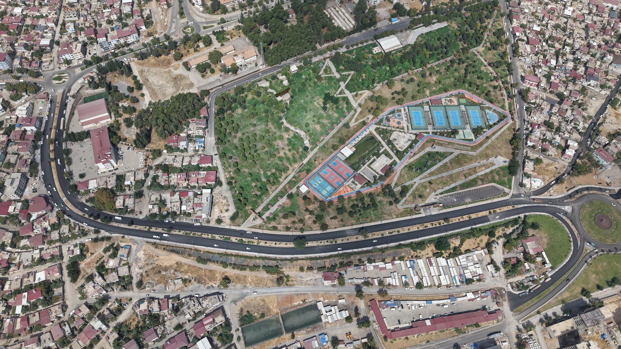 Büyükşehir, Ali Sezal Bulvarı’nı 94 Milyon Tl’lik Yatırımla Yeniledi (3)