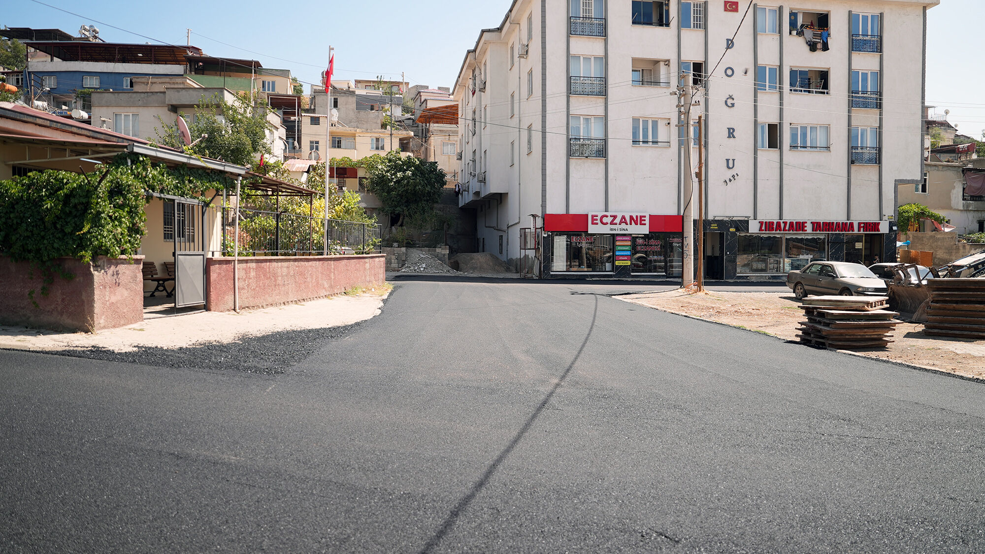 Dulkadiroğlu Ballıca’da Asfalt Seferberliği! Sokaklar Tek Tek Yenileniyor (4)