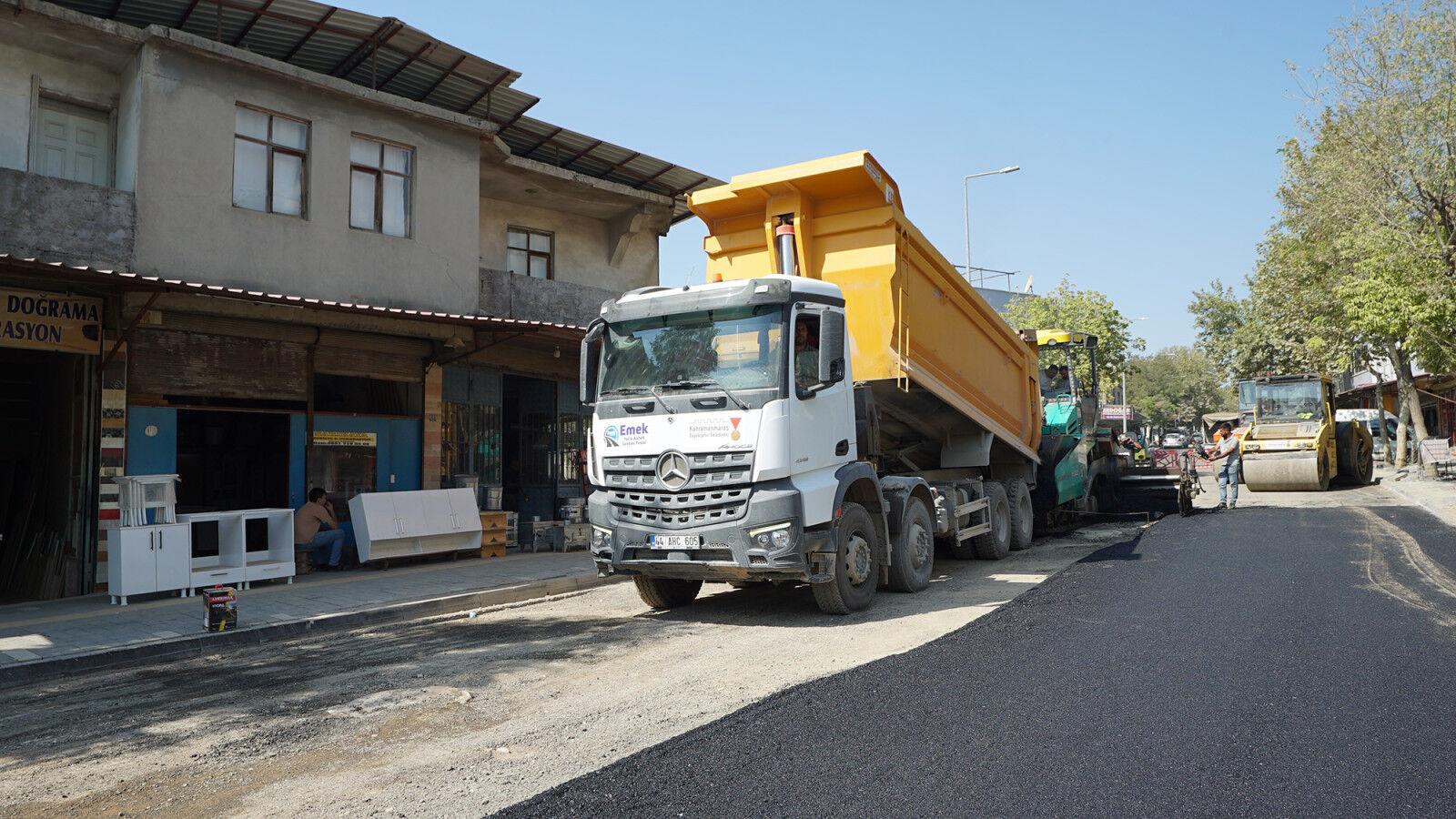 Dulkadiroğlu’nda Alpaslan Caddesi Yenileniyor (8)