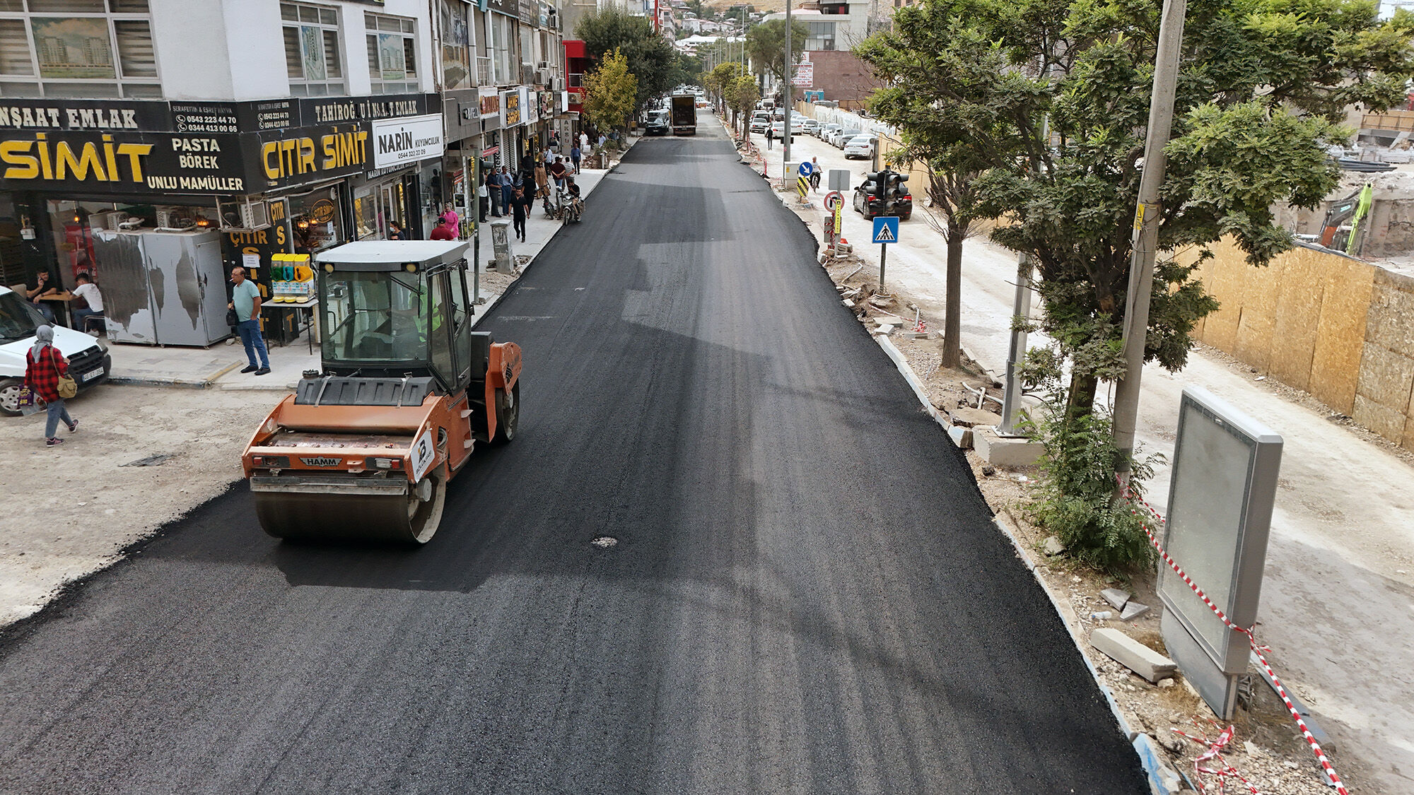 Elbistan’da 2 Kilometrelik Yol Yenileniyor (2)