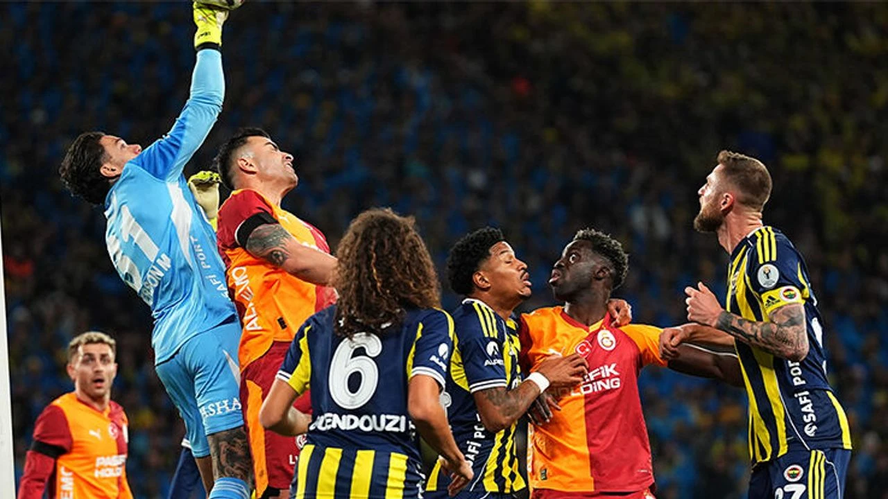 Galatasaray-Fenerbahçe derbisinin tarihi belli oldu!