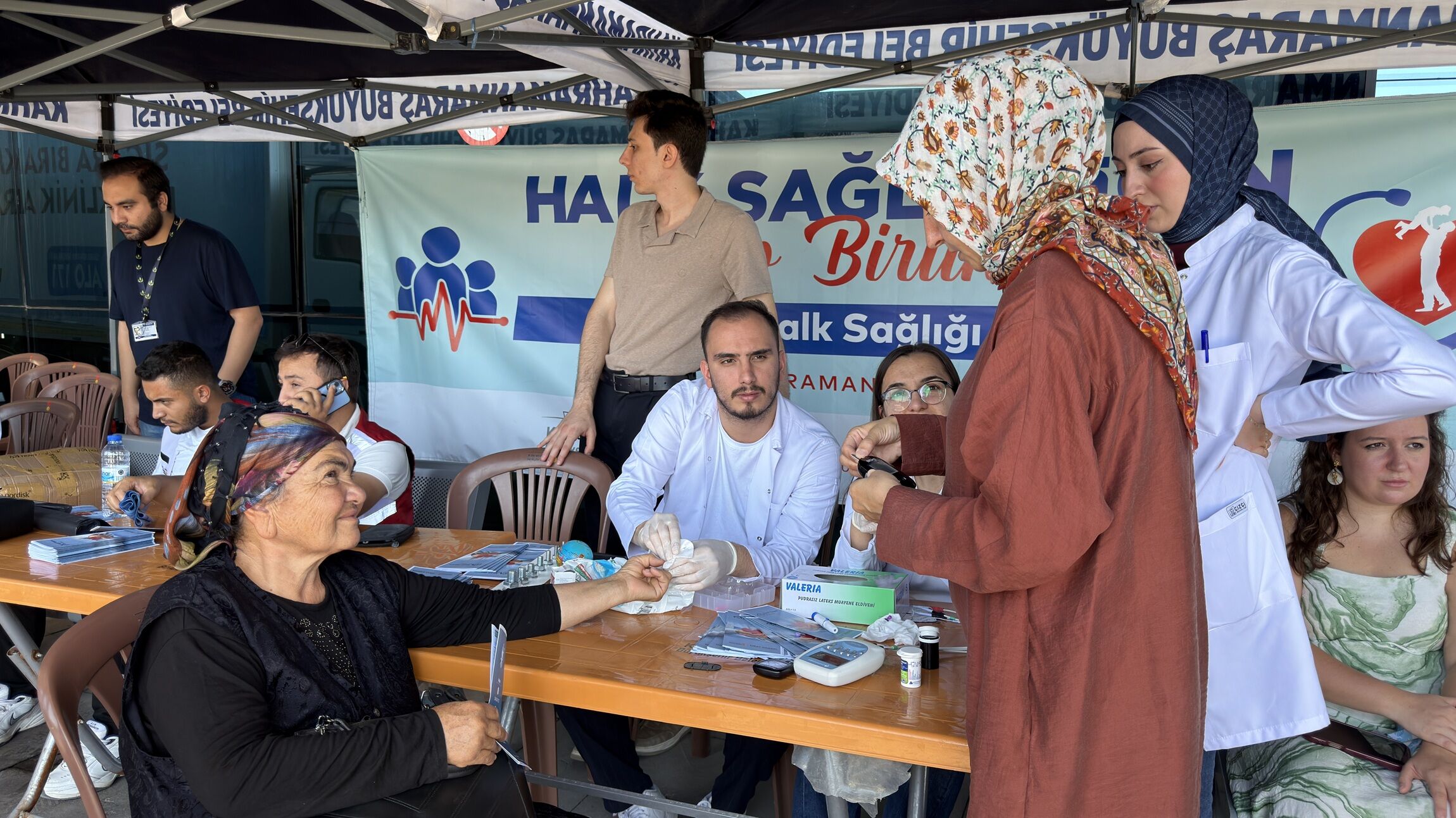 Kahramanmaraş'ta Halk Sağlığı Haftası'nda ücretsiz sağlık taraması yapıldı!