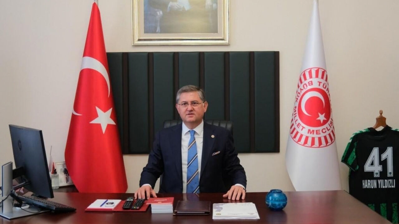 Harun Özgür Yıldızlı kimdir, hangi partiden? Kaç yaşında, nereli, ne iş yapıyor?