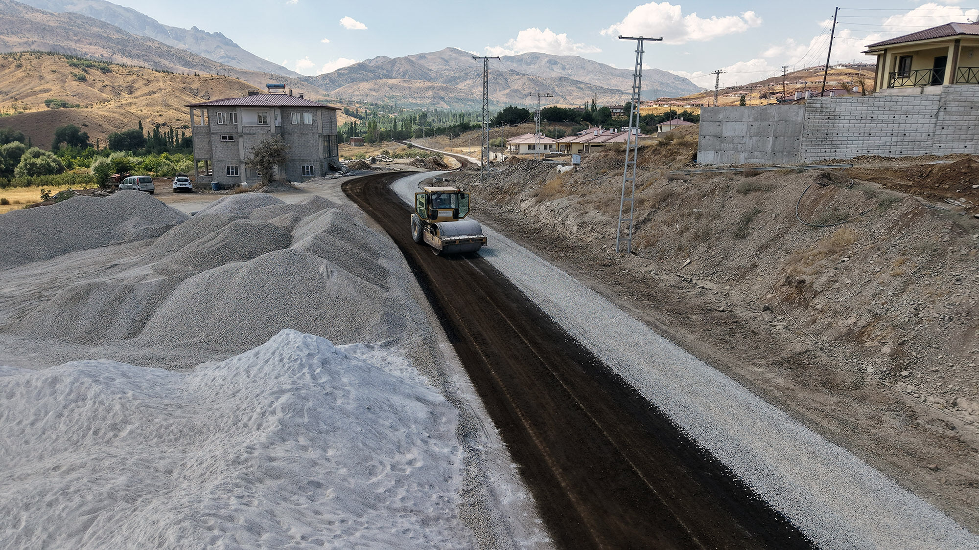 Kahramanmaraş’ta 10 milyon TL’lik yol yatırımı başladı