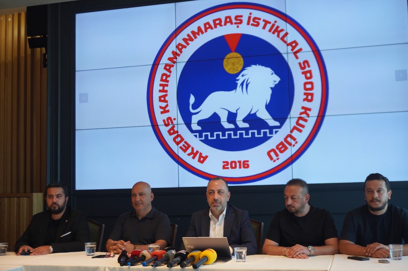 İstiklalspor Başkanı Ahmet Gülpak, Takımın Ilk 3 Maçını Değerlendirdi (1)
