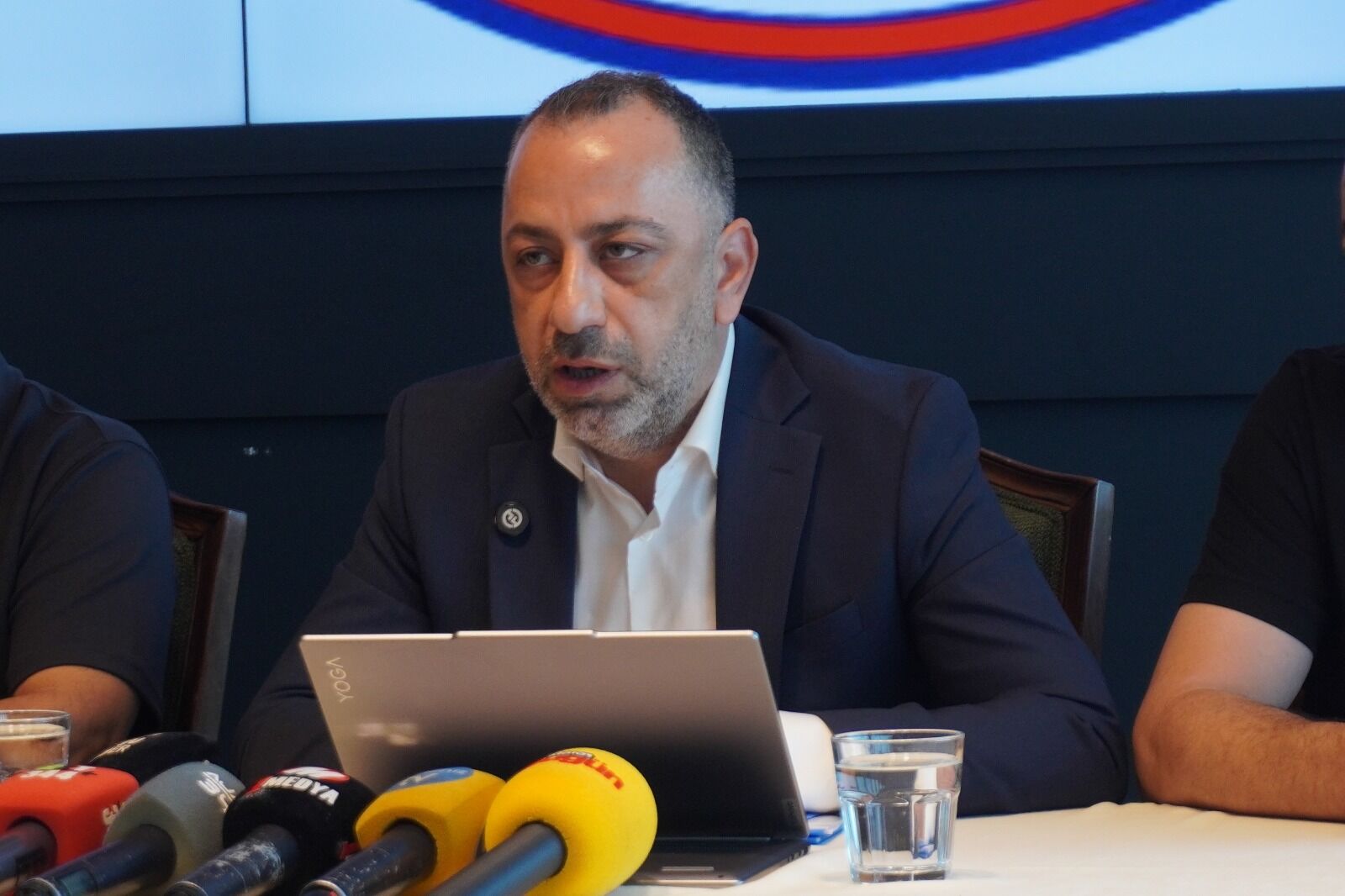 İstiklalspor Başkanı Ahmet Gülpak, Takımın Ilk 3 Maçını Değerlendirdi (2)