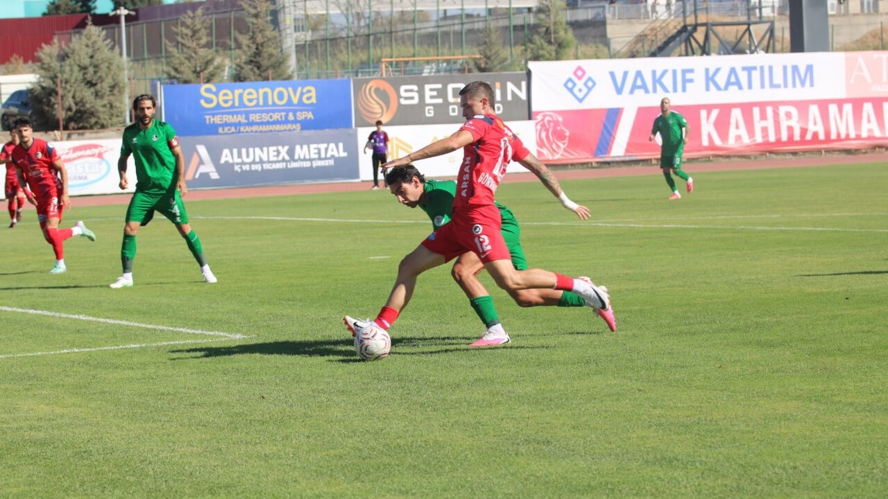 İstiklalspor Evinde Sakaryaspor’a Kaybetti (2)